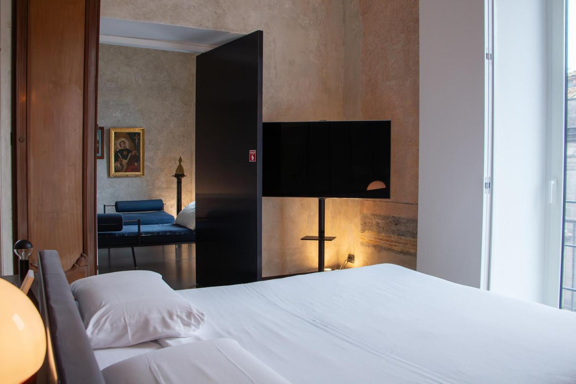 Guest house Tutt 'e Sant Luxury Naples