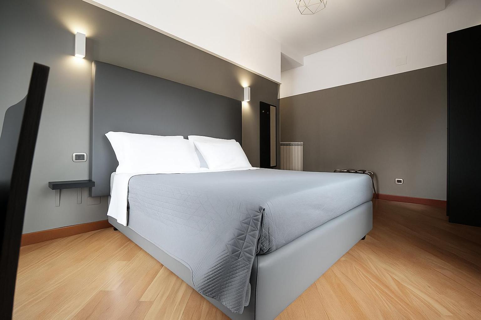 Piazza Carita Guest house