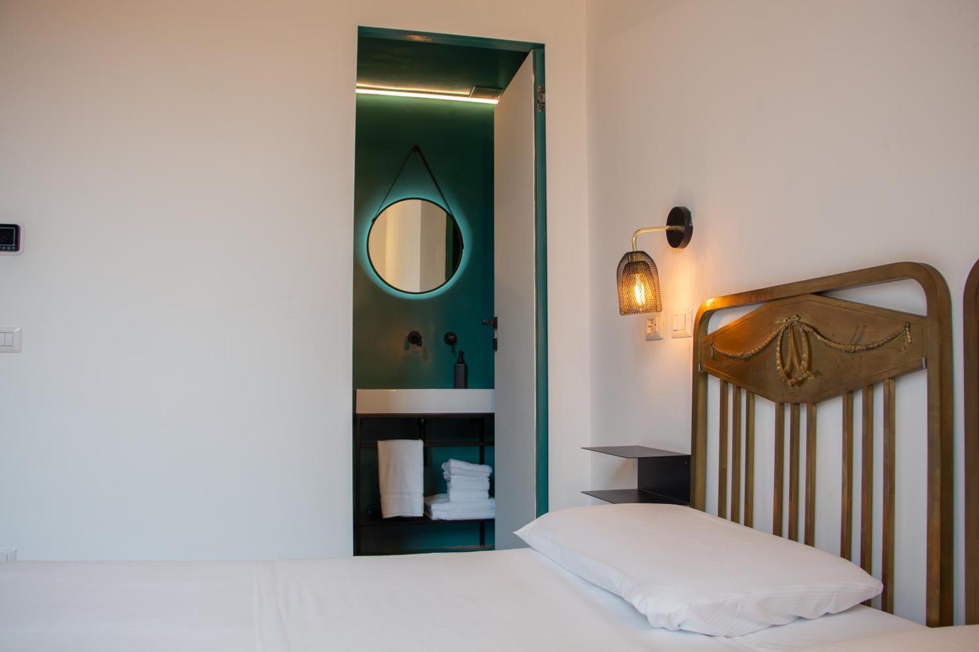 Tutt 'e Sant Luxury Guest house Naples