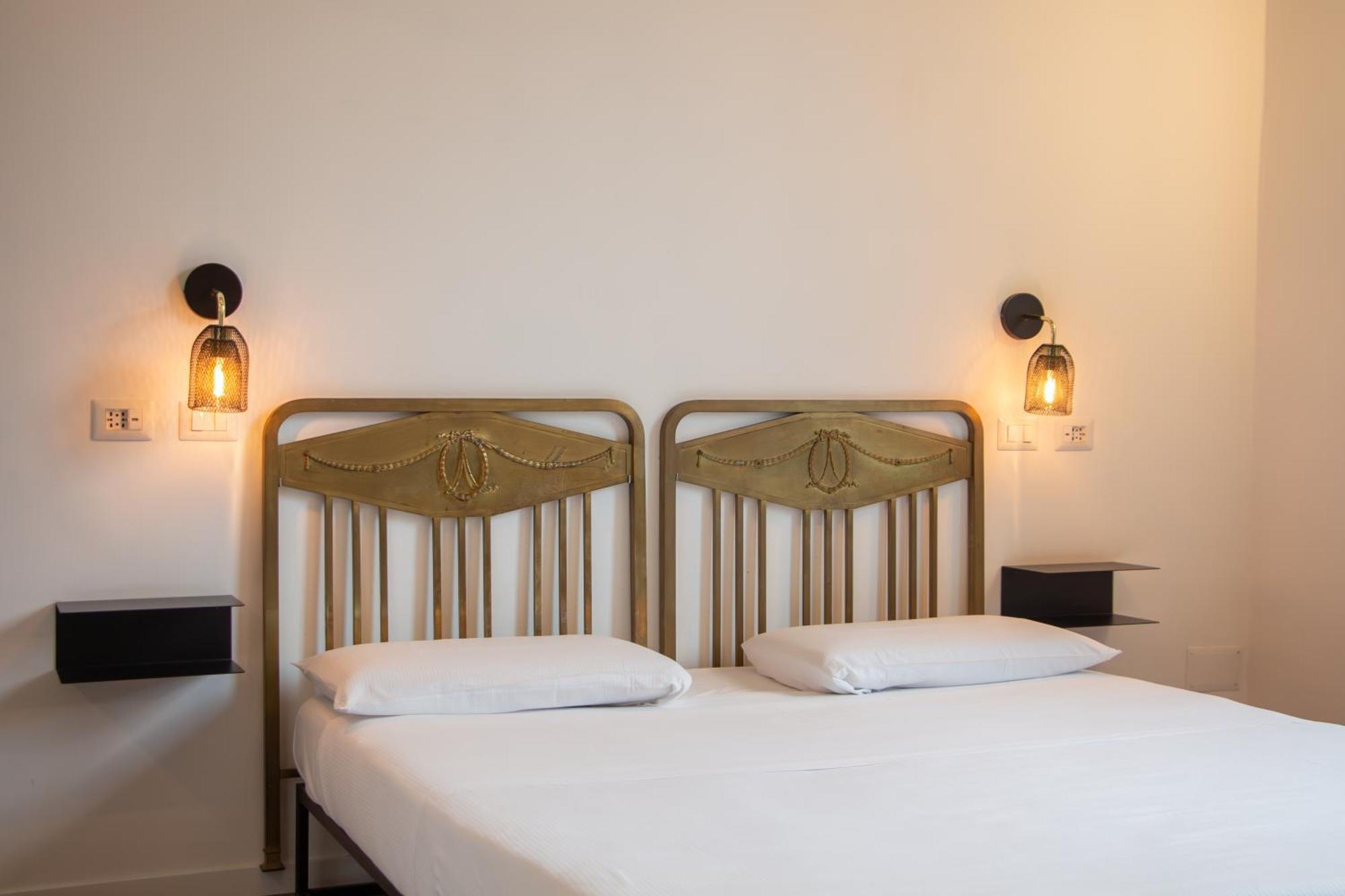 Guest house Tutt 'e Sant Luxury Naples