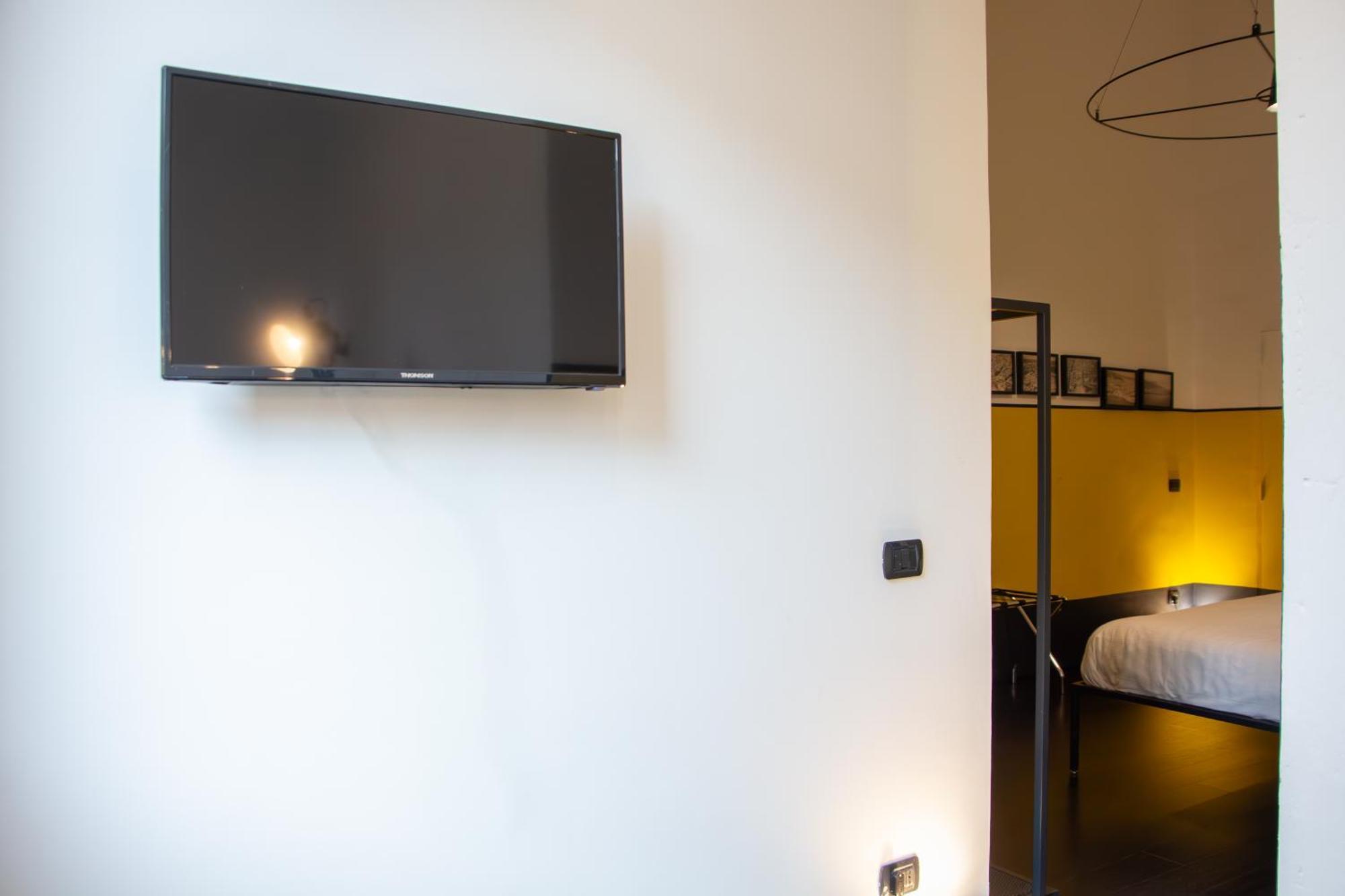 Tutt 'e Sant Luxury 2* Naples