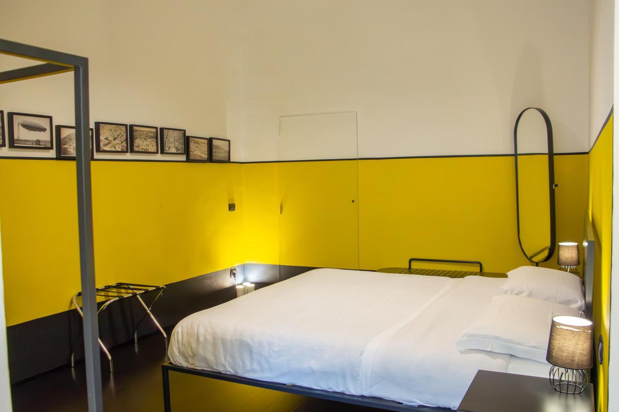Guest house Tutt 'e Sant Luxury 2*
