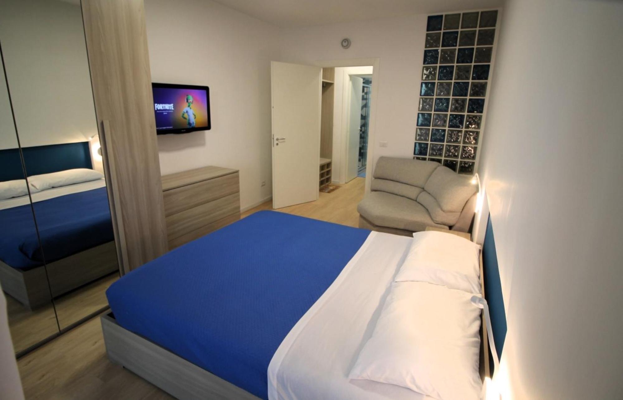 - Close To Metro & Connections Apartment Naples