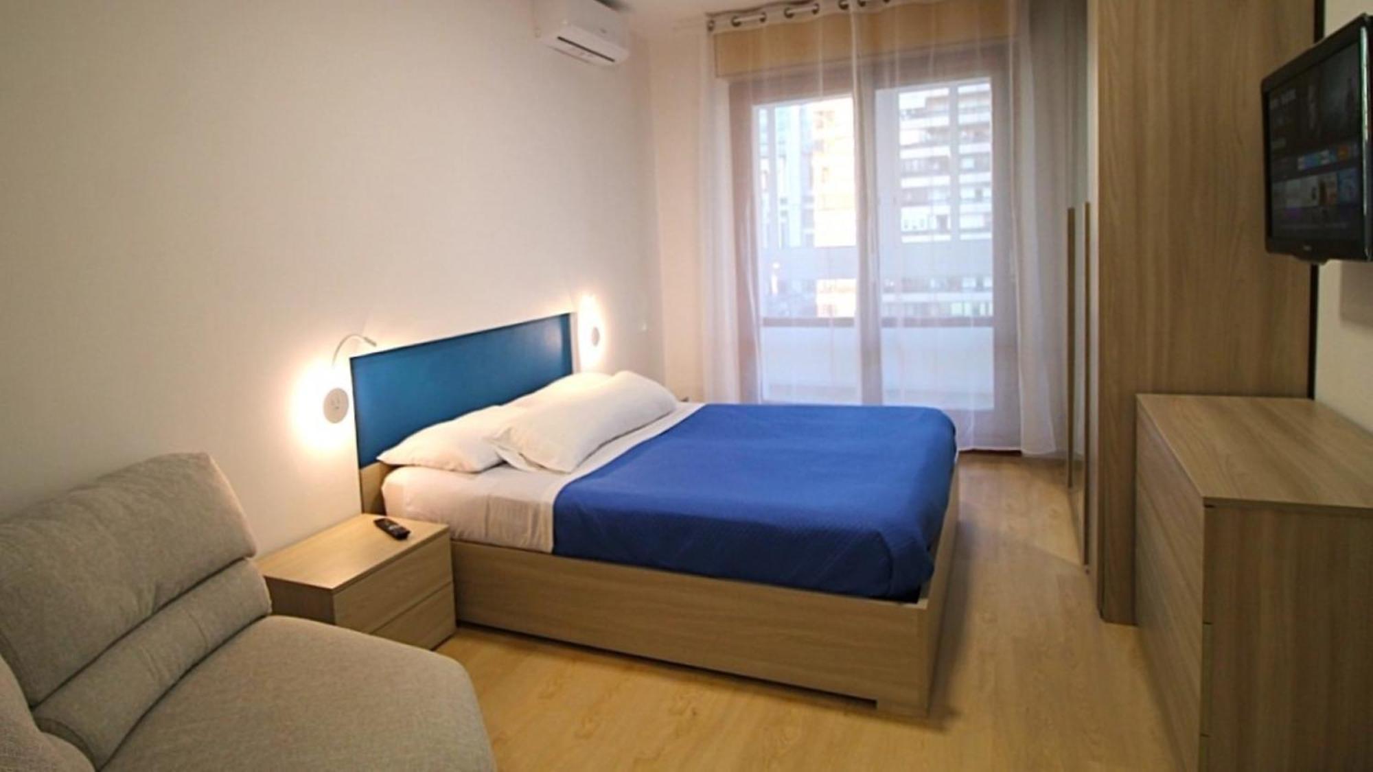 Apartment - Close To Metro & Connections Naples