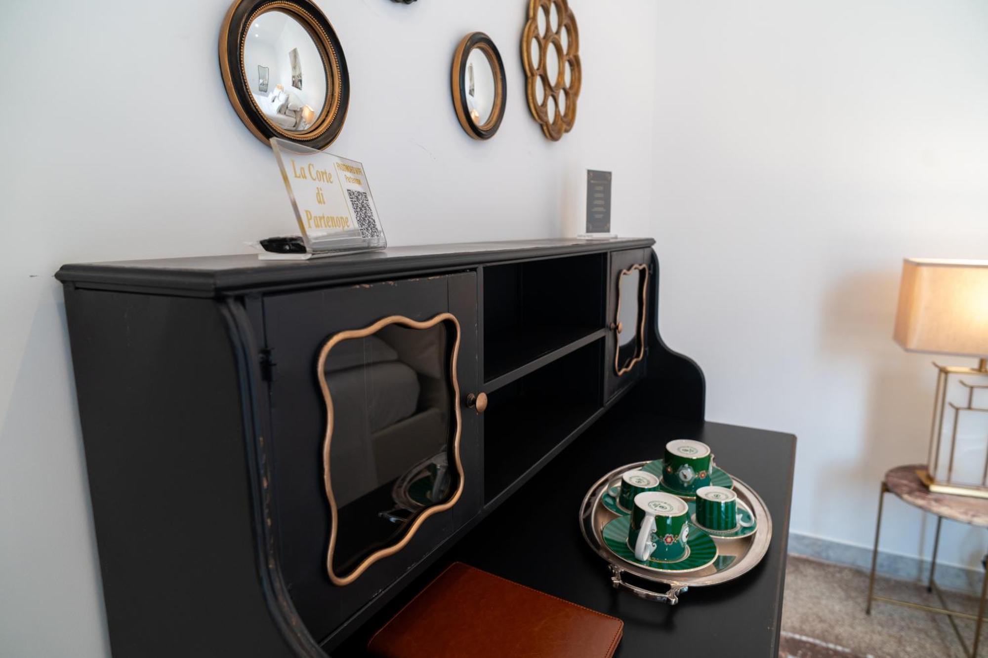 La Corte Di Partenope Luxury