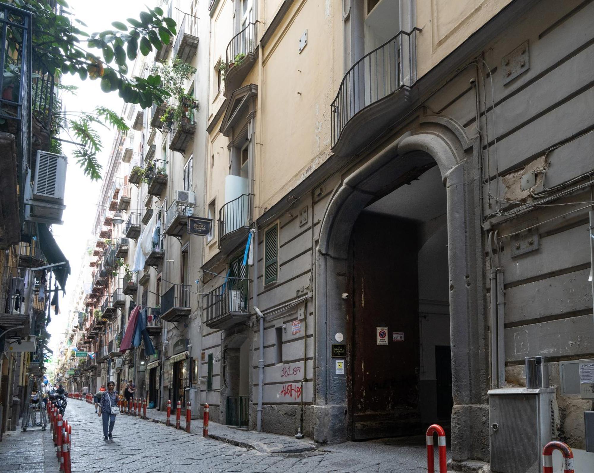 Dimora Neapolis Guest house Naples