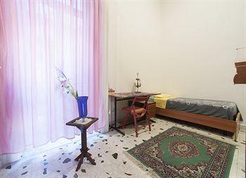 Al 68 Di Piazza Cavour 3* Naples