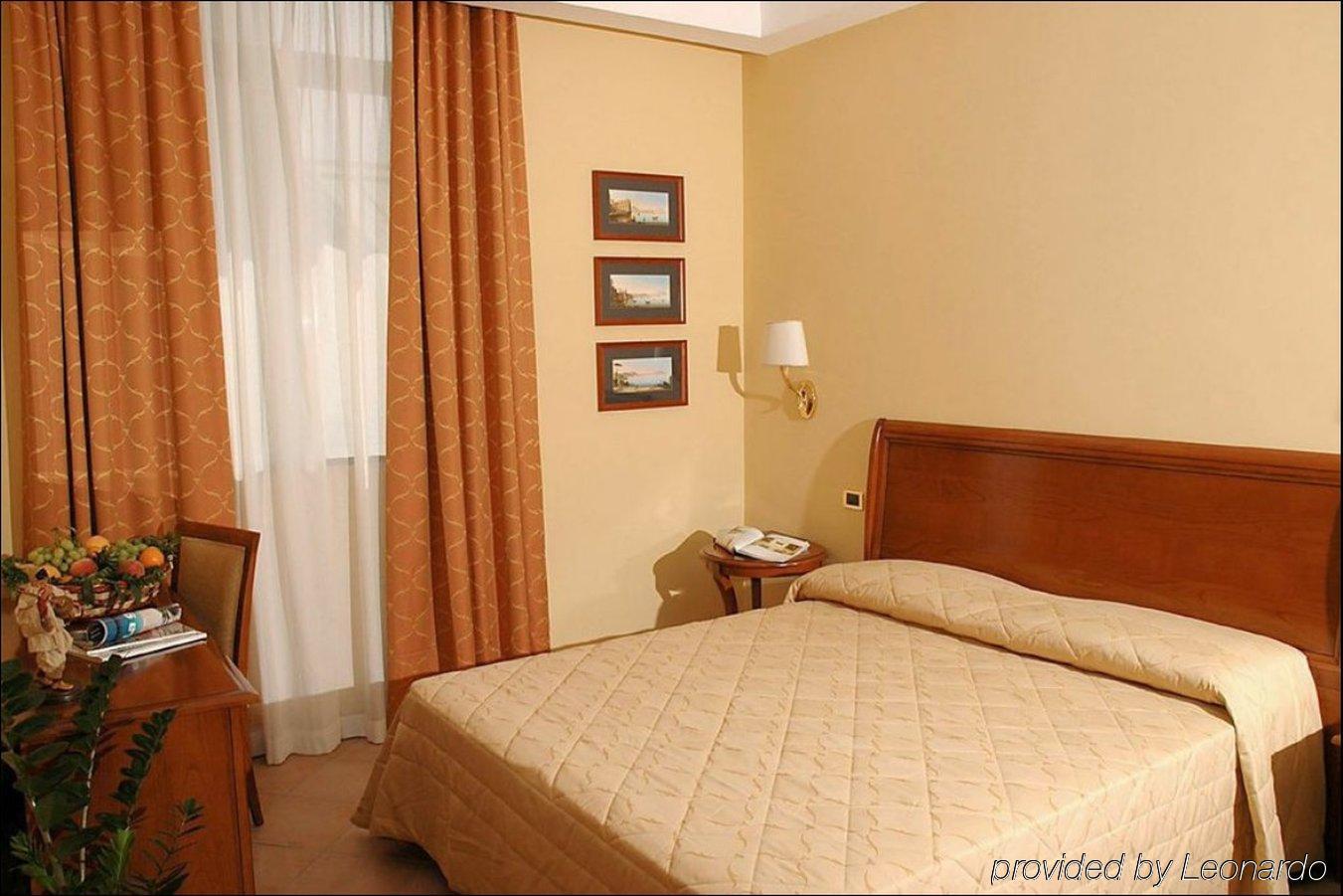 Hotel Le Cheminee Business