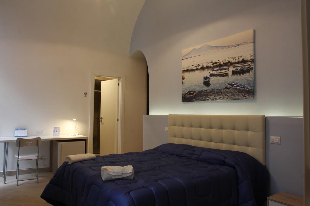 Base Mergellina Bed & Breakfast Naples