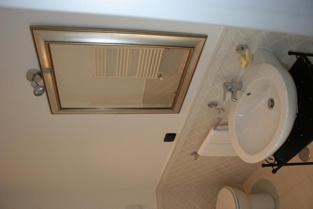 La Dimora Dei Baroni Bed & Breakfast 3*