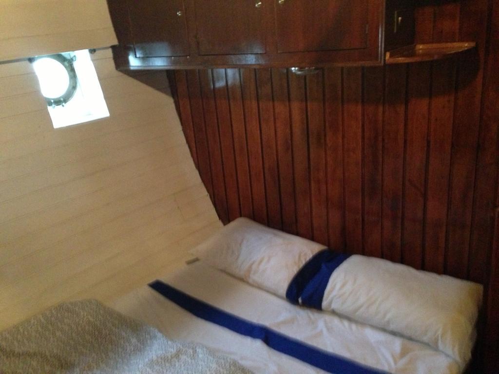 El Pirata Boat Botel Naples