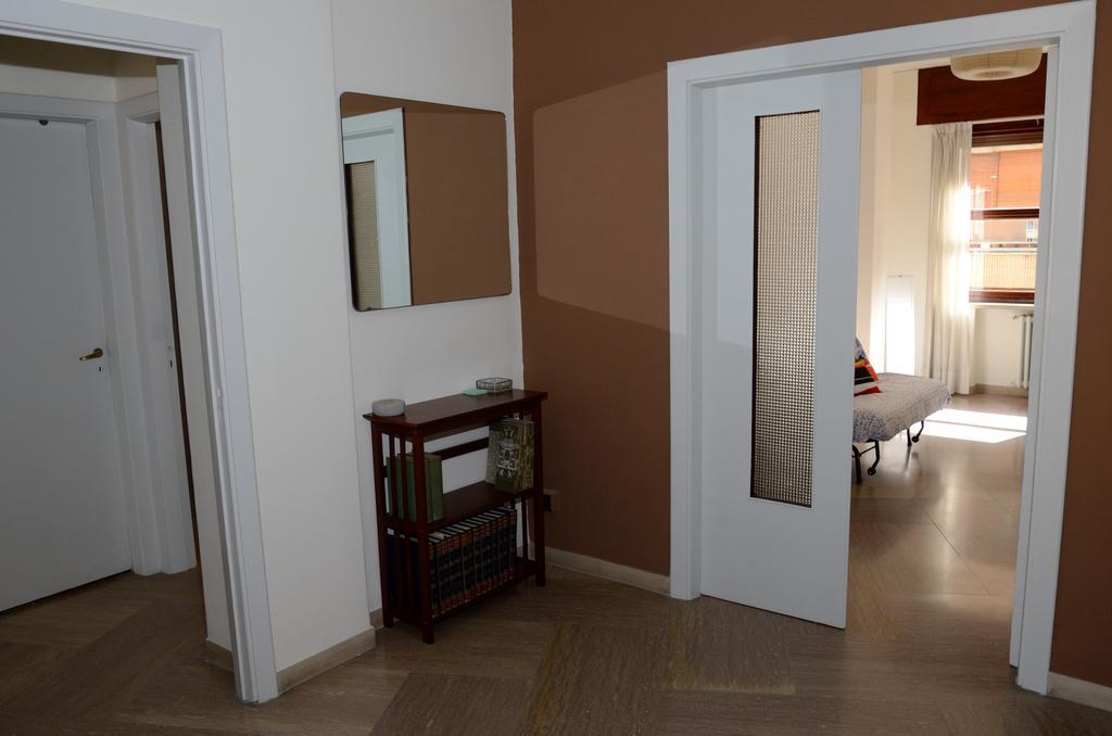 Domus Bracco Apartment *