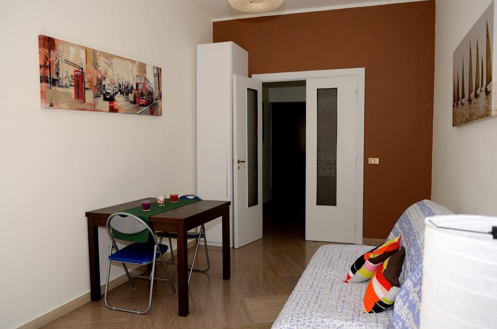 Domus Bracco Apartment Naples