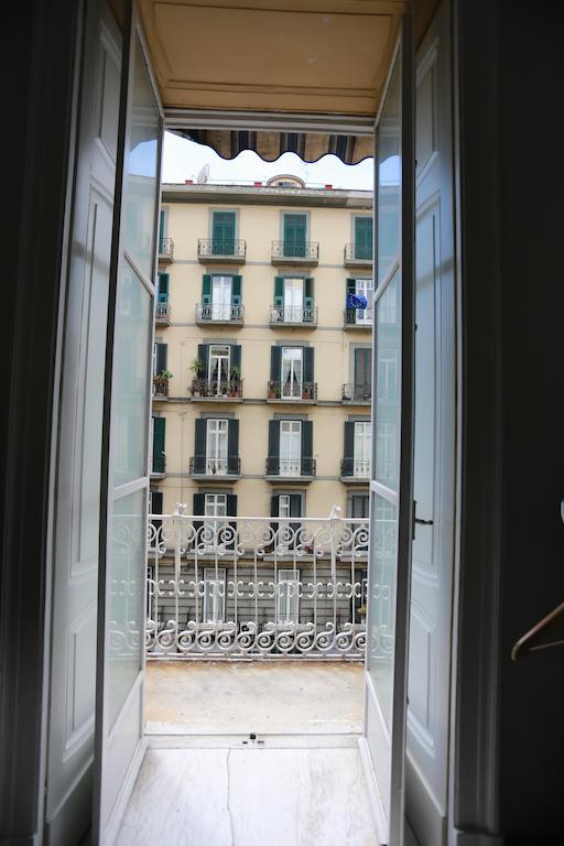 Youthhome 3* Naples