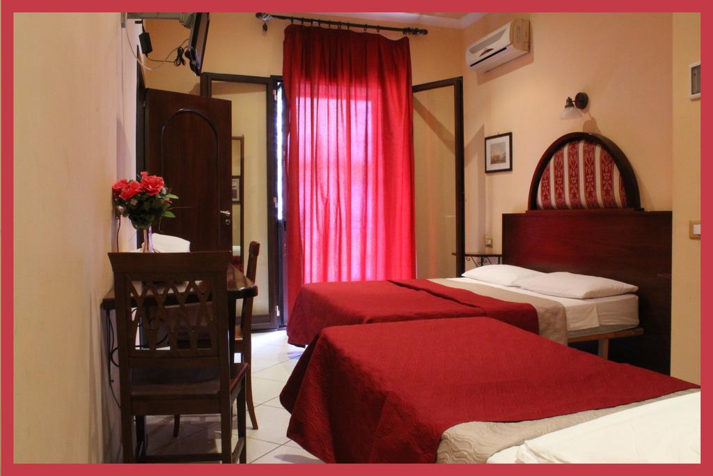 Bed & Breakfast La Storia Di Naples