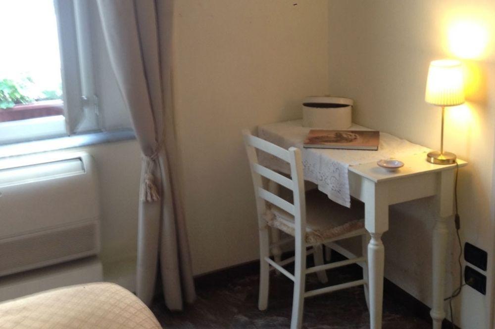 La Dimora Dei Baroni Bed & Breakfast 3*