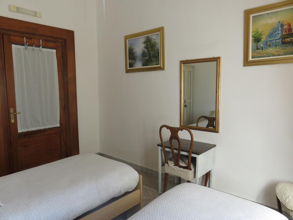 Guest house Rosy's *