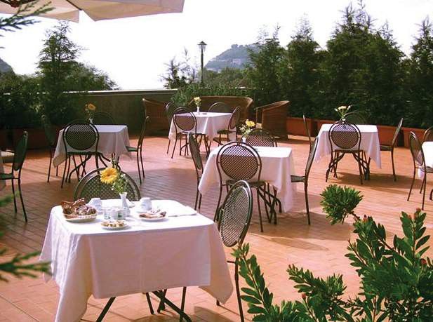 Hotel Nuvo Naples