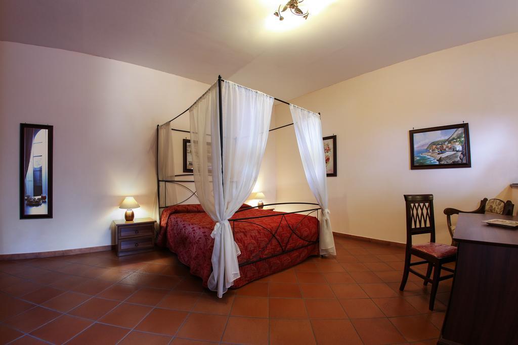 Hotel Grand Capodimonte Naples