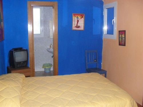 Elia Bed & Breakfast 2*