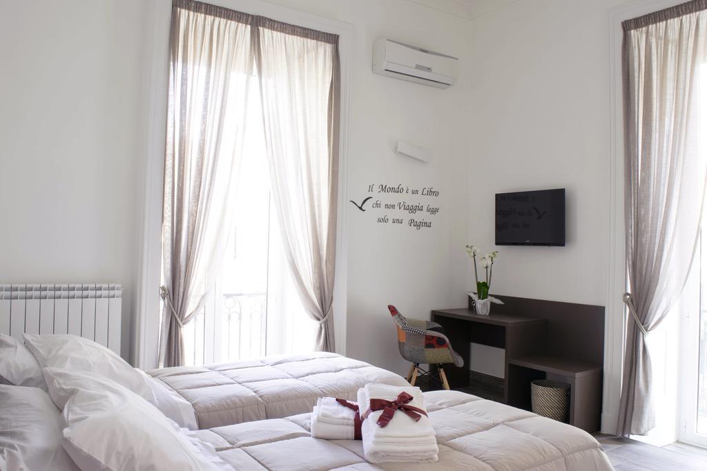 Guest house Fourooms Museo Filangieri By Dimorra *