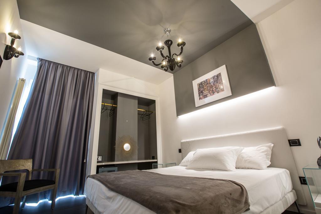 The Boutique 2* Naples