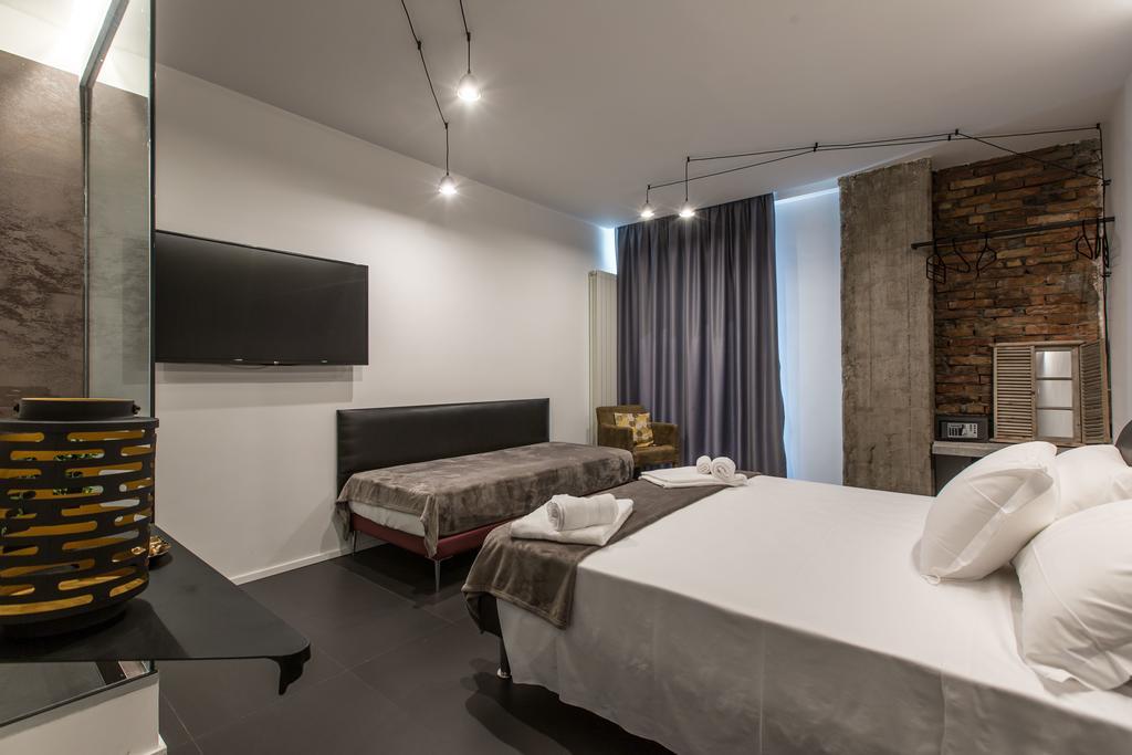 The Boutique 2* Naples