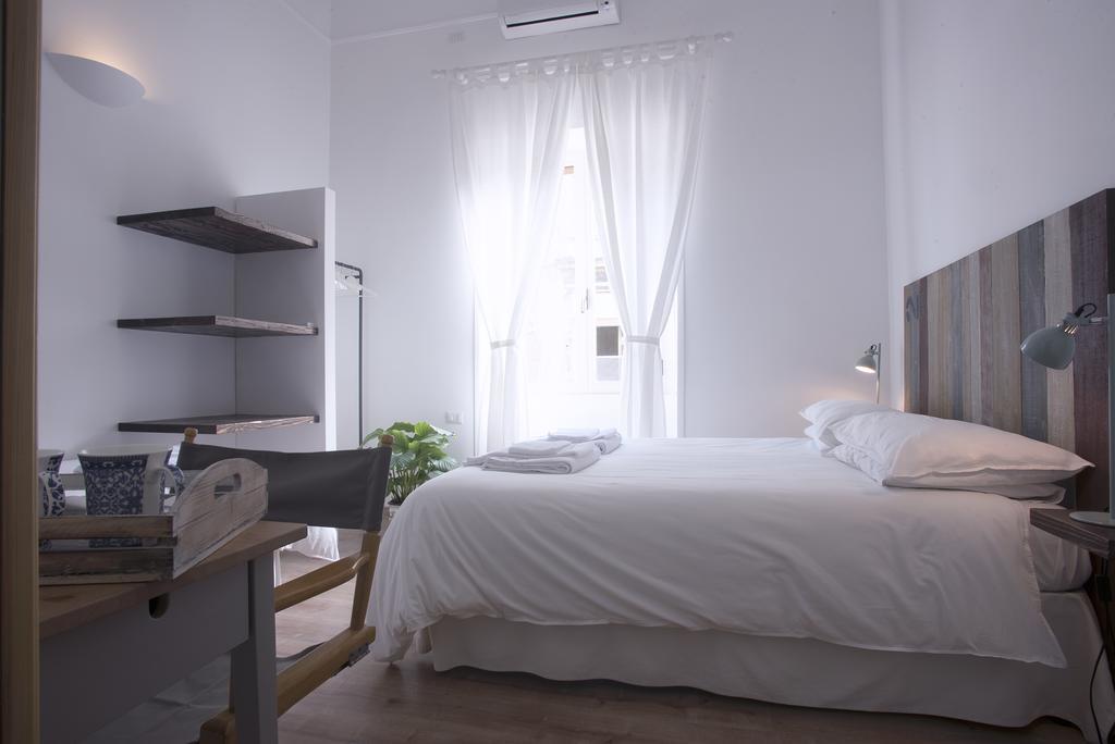 Neapolitan Bed & Breakfast Naples