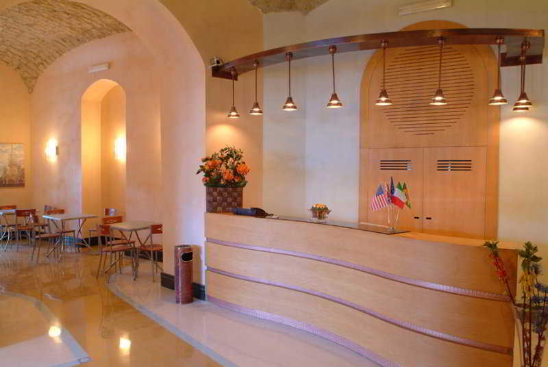 Hotel Clarean 3*