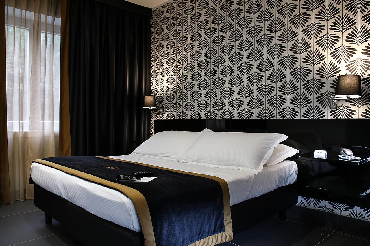 Western Jfk 4*
