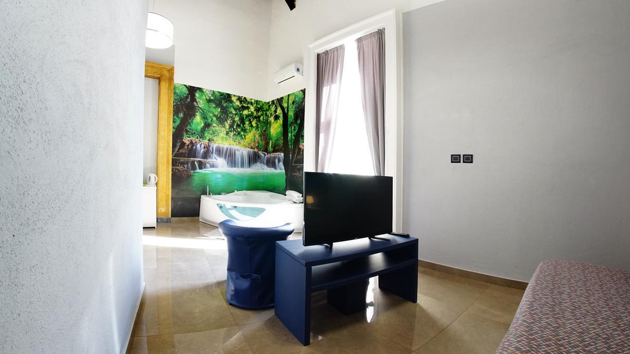 Beverello Hotel