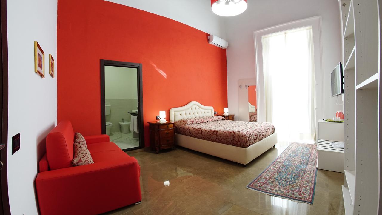Beverello 2* Naples