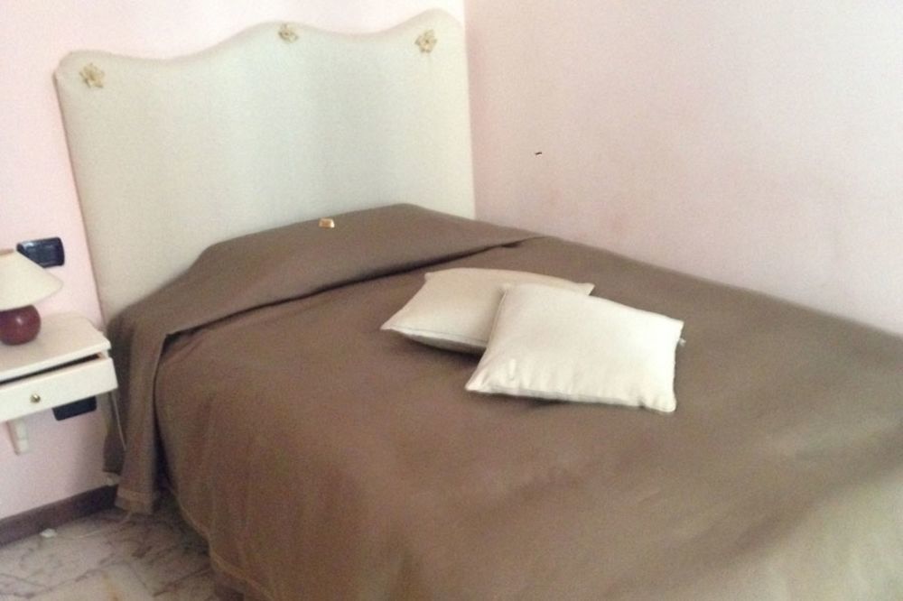 Bed & Breakfast La Dimora Dei Baroni Naples