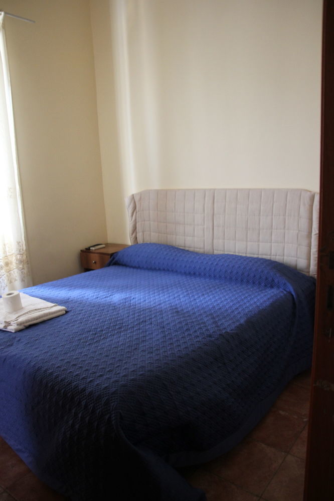 Elia Bed & Breakfast 2*