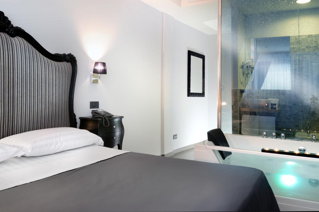 Hotel Barbarella 3*