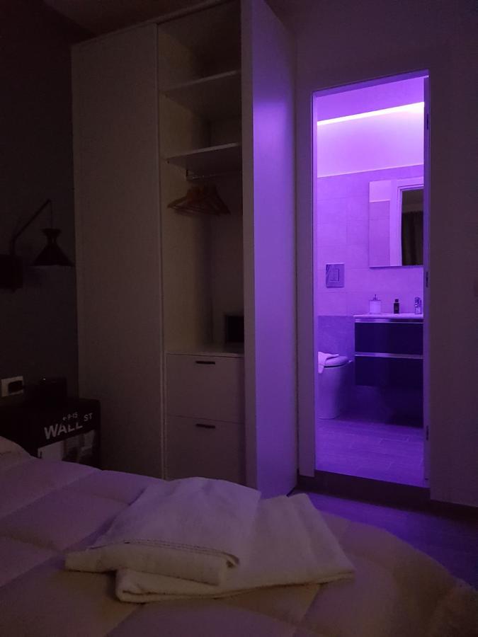 2b Fifteen Floor Bed & Breakfast Naples