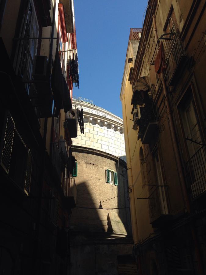 Domus Luigi Leone * Naples