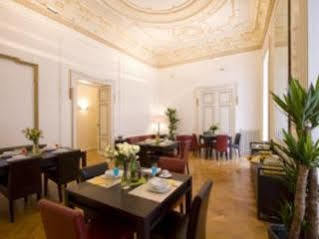 Spaccanapoli Comfort Naples