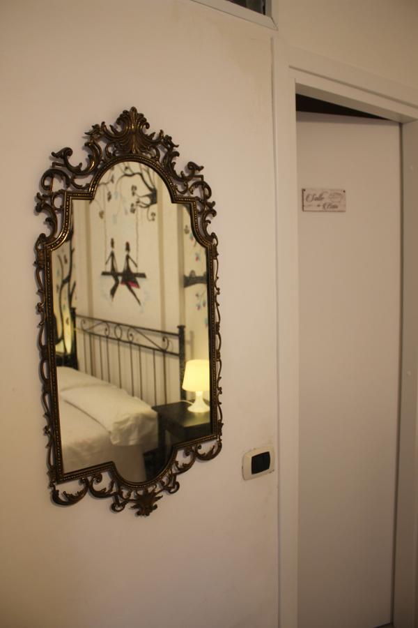 Al 68 Di Piazza Cavour Bed & Breakfast Naples