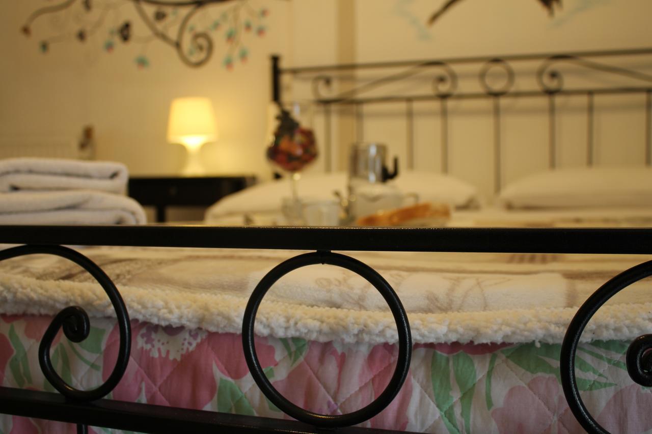 Al 68 Di Piazza Cavour Bed & Breakfast Naples