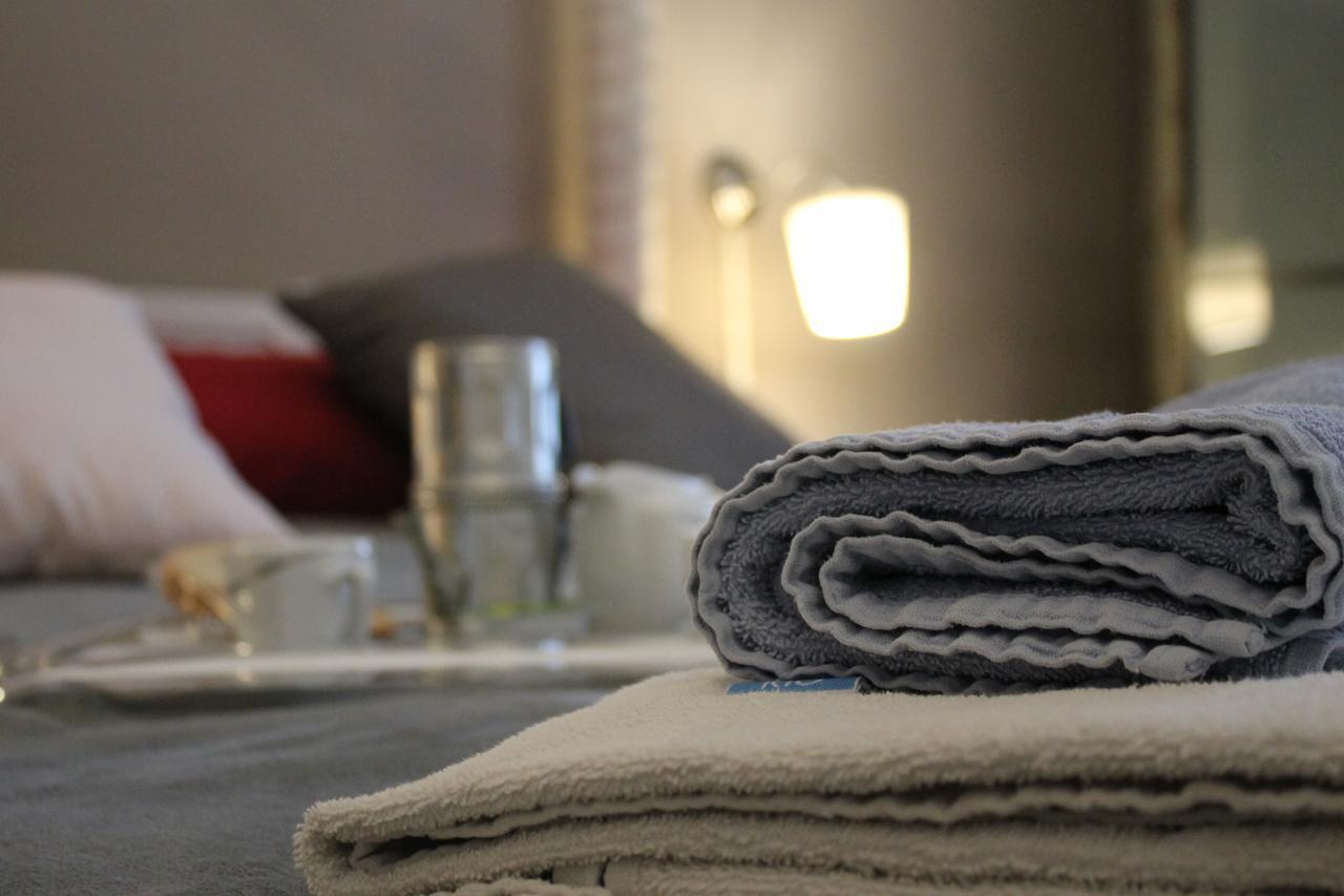 Al 68 Di Piazza Cavour Bed & Breakfast Naples