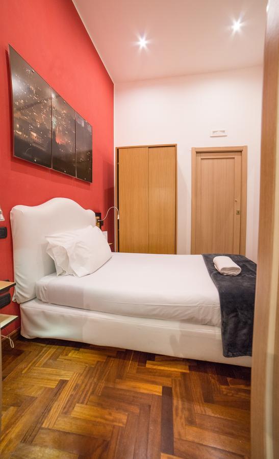 Chiaia 32 Guest house 3*