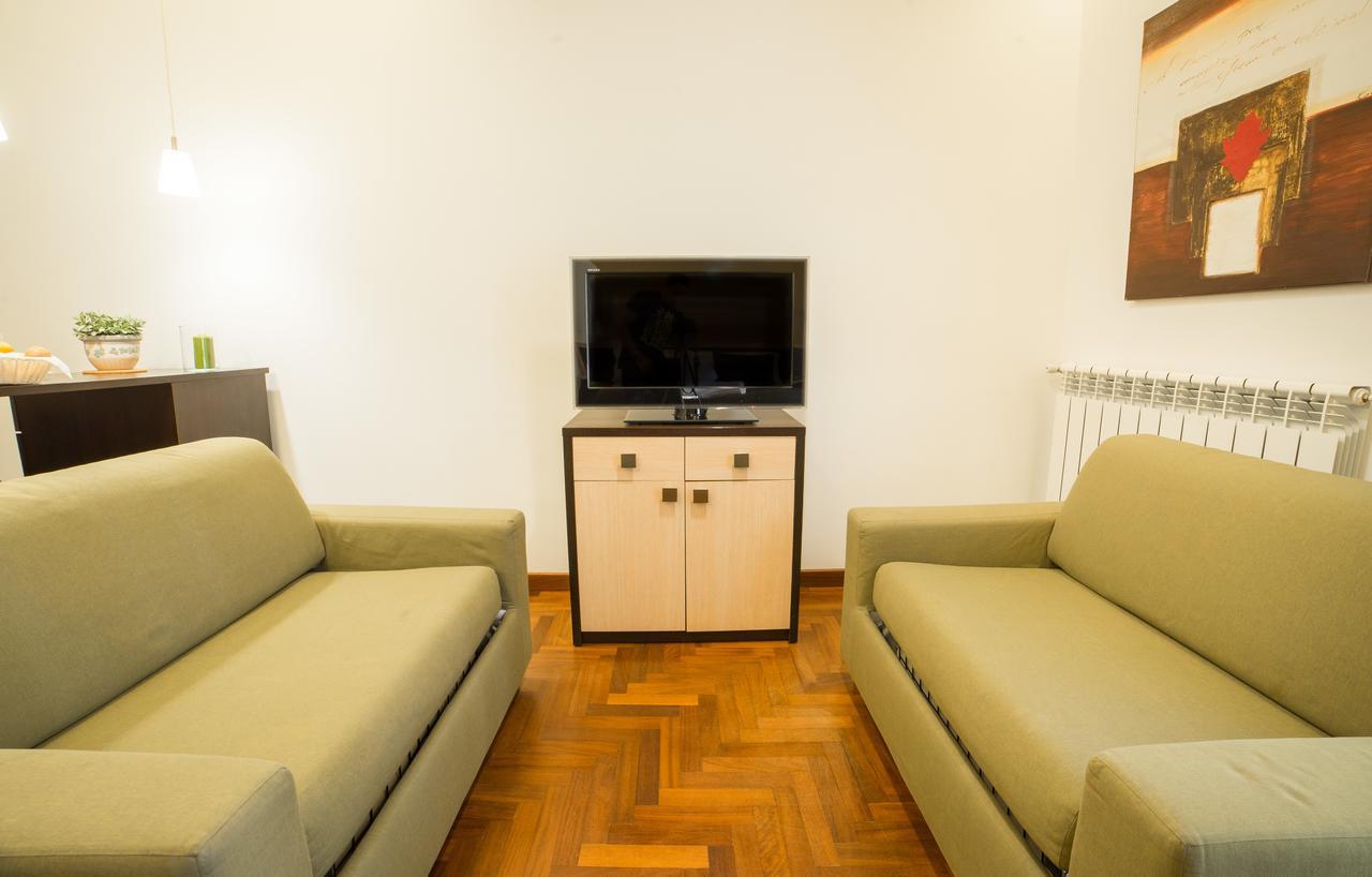 Chiaia 32 Guest house