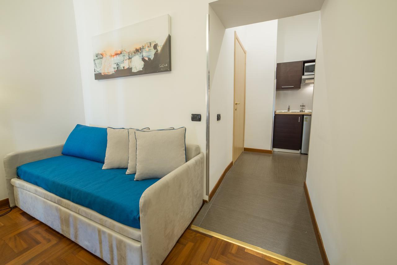Chiaia 32 Guest house