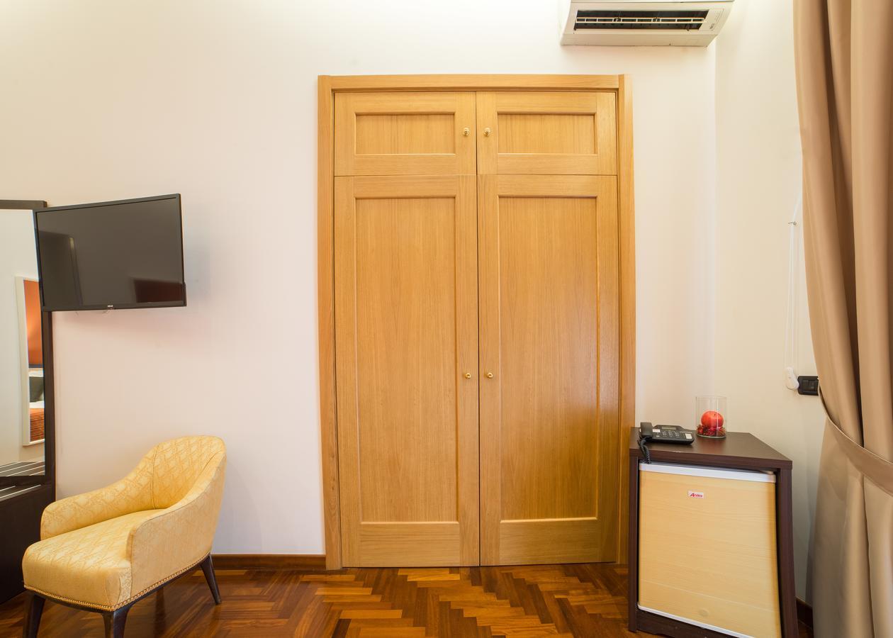 Chiaia 32 Guest house 3*