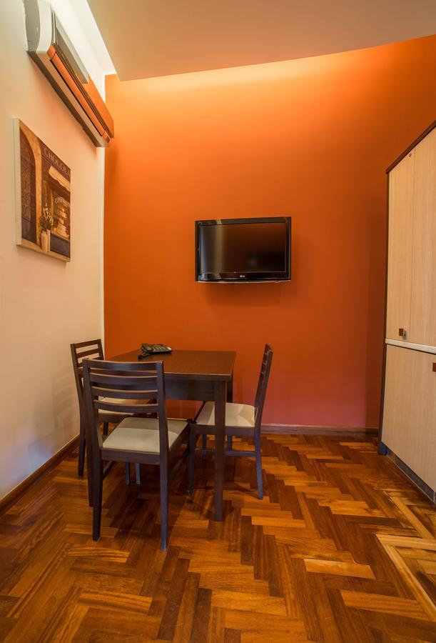 Guest house Chiaia 32 Naples