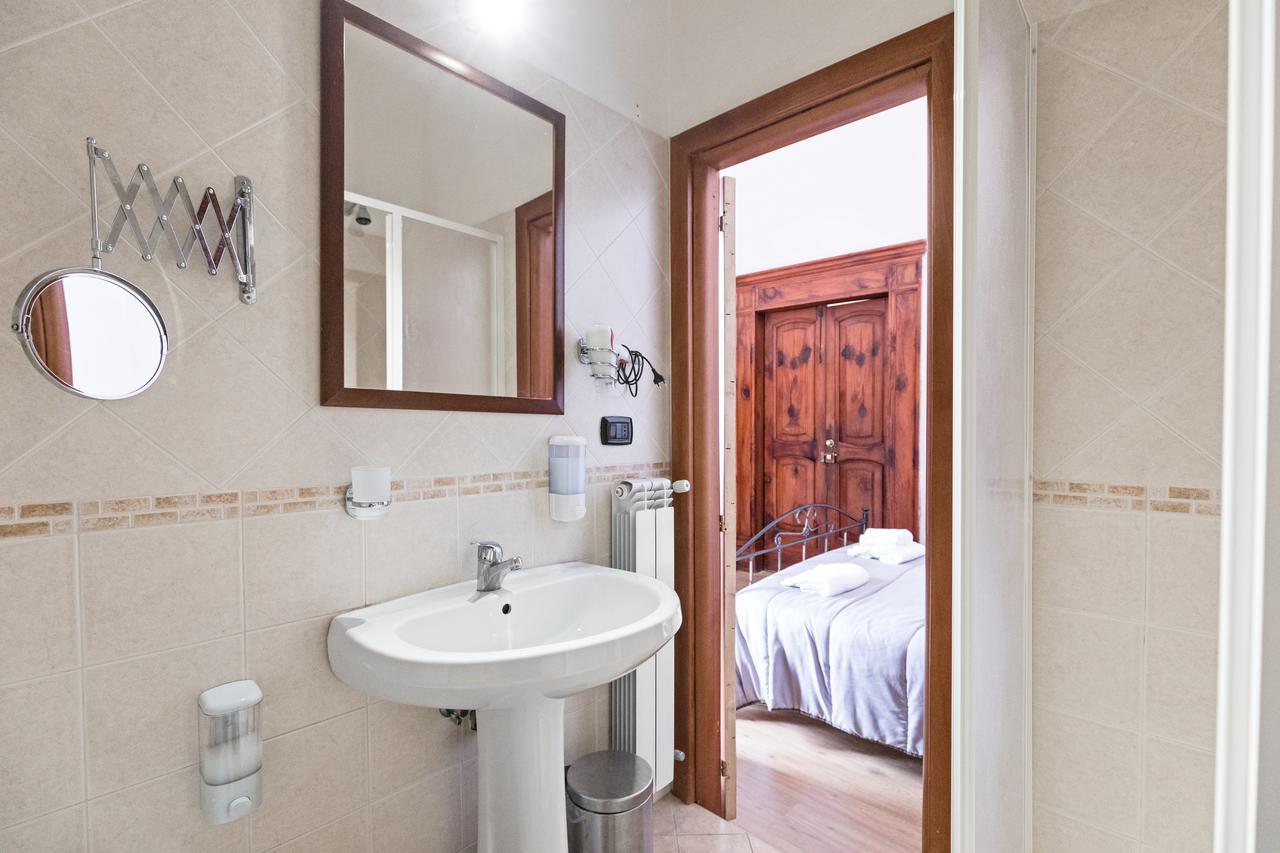 Opera Bed & Breakfast Naples