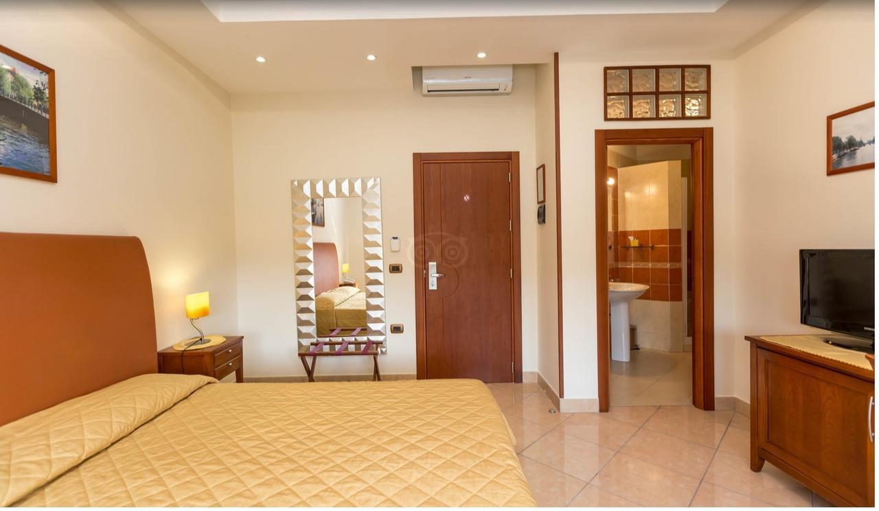 Hotel Ranch Palace Naples