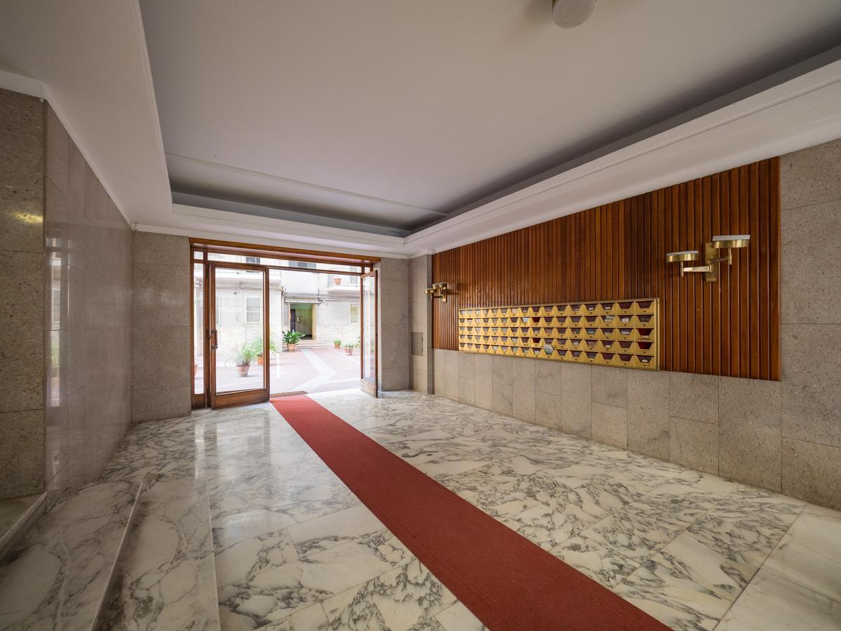 Quo Vadis House * Naples