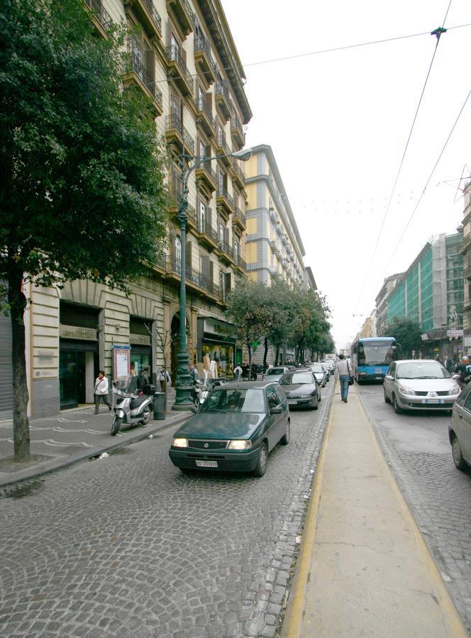 Al Centro E Meglio Bed & Breakfast Naples